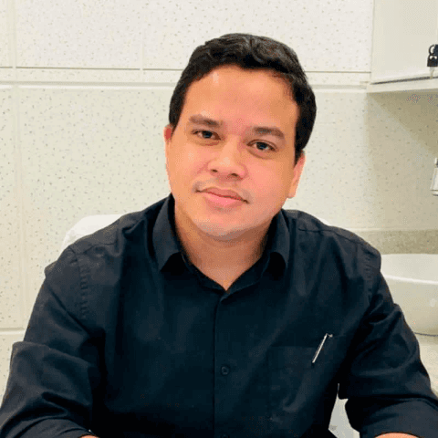 Raimundo Carlos Bezerra, Fisioterapeuta