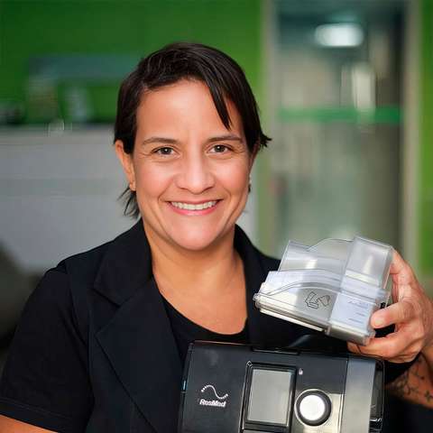 Cyllene Barros, Fisioterapeuta